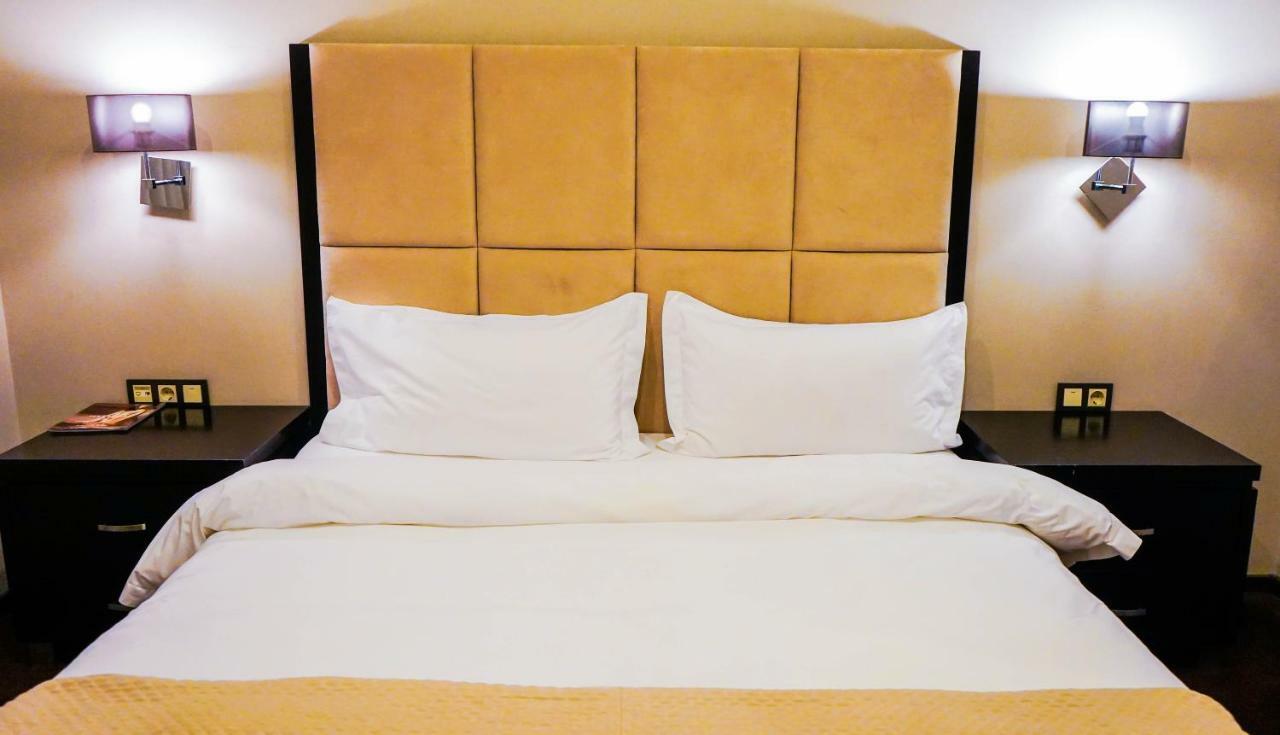 Jelsominohotel Astana Luaran gambar