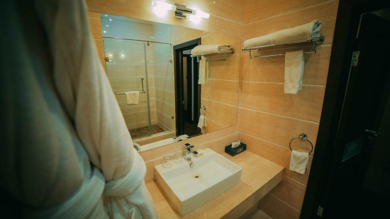 Jelsominohotel Astana Luaran gambar