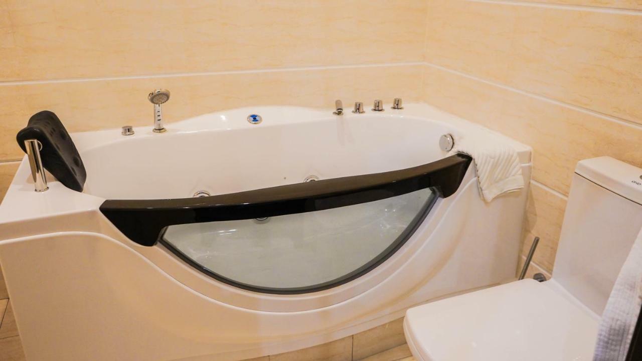Jelsominohotel Astana Luaran gambar