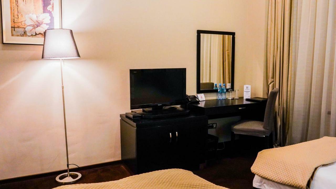 Jelsominohotel Astana Luaran gambar
