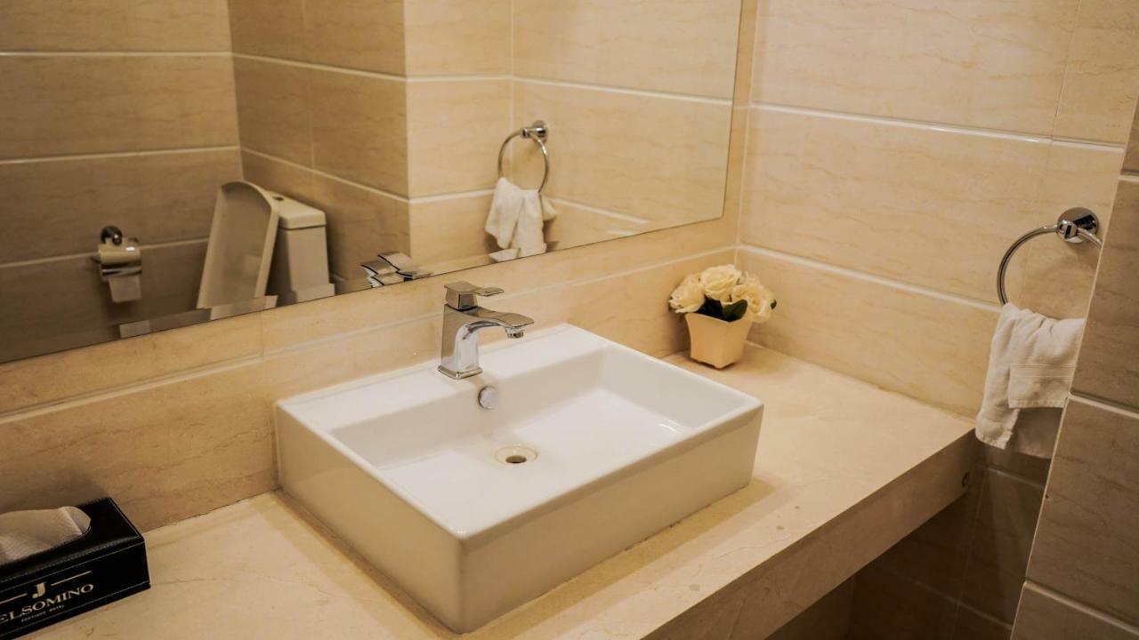 Jelsominohotel Astana Luaran gambar