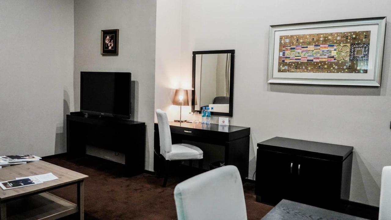Jelsominohotel Astana Luaran gambar