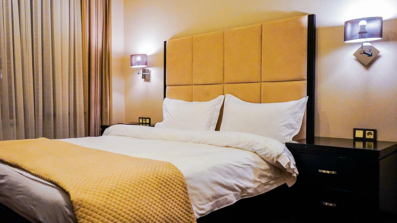 Jelsominohotel Astana Luaran gambar